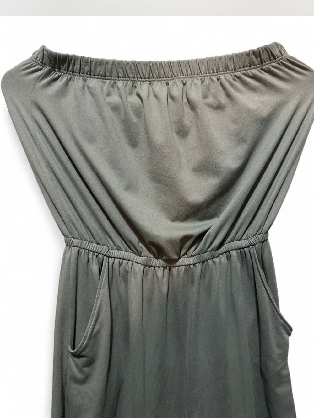 entro Olive Gray Strapless Jersey Bandeau Dress